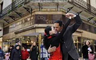 拉丁浪漫「探戈」舞步 列世界文化遺產