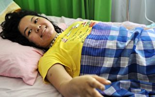 印尼強震 困瓦礫48小時 女老師獲救