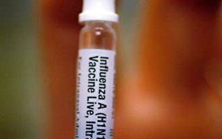 强制接种H1N1疫苗在美引起争论