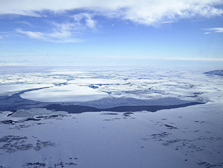 新發現 南極冰層下藏著古代大陸遺跡 大紀元