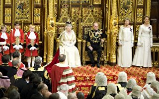 组图：英国新一届议会开幕 女王出席