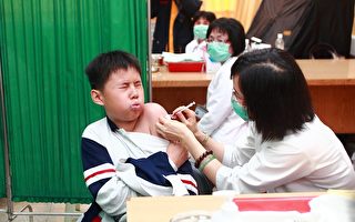 H1N1疫苗  接種集體暈針　台衛生署：情緒反應