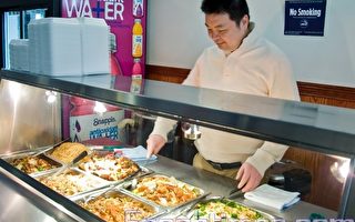 回饋社會 紫金閣中餐館提供免費午餐