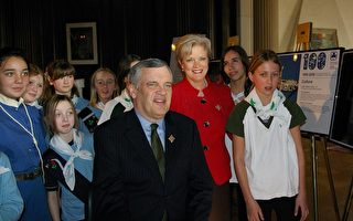 加拿大女童軍慶祝成立100週年
