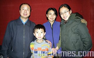 新移民全家看神韻  補補傳統文化課