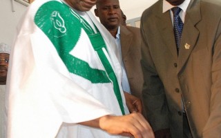 尼日尔士兵发动政变 带走总统