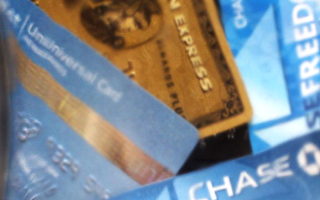 美信用卡法生效对消费者的影响