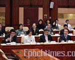 香港食物及卫生局局长昨日向立法会一个委员会表示，之前实施的改善环境卫生防范猪流感的措施已经初见成效。（摄影：潘在殊／大纪元）