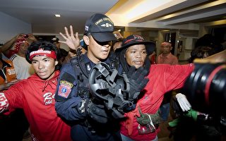 泰国安全部队围捕红衫军领导人未果