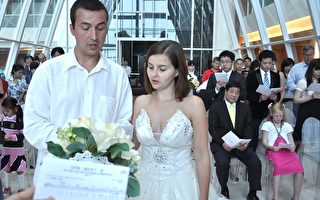 火山阻歸途 意外造就一場感人的海外婚禮