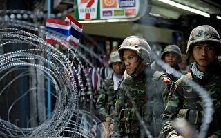 泰軍方警告對紅衫軍使用實彈