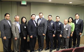 洛城警局新任局长首次会见亚裔社团