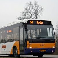 德国杜塞尔多夫测试环保“塑料巴士”