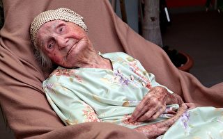 世界最高龄人瑞  114岁法国老妇热爱香槟