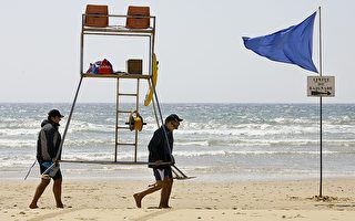 法國海邊渡假 要看看有沒有藍旗