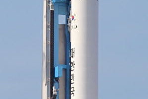 韩国“罗老号”运载火箭升空2分钟后爆炸
