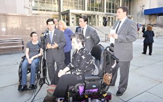 布碌崙殘疾婦女起訴MTA削減服務