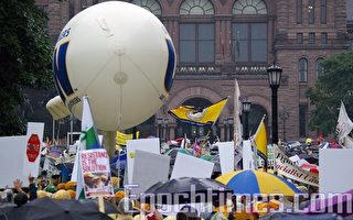G20开幕 多伦多无数团体上街抗议