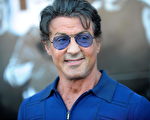 好萊塢動作明星席維斯史特龍(Sylvester Stallone)自編自導的動作片《浴血任務》舉行特別放映會。(圖/Getty Images)