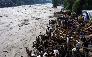 巴基斯坦洪水400多人死亡 3名中国人失踪