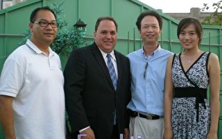 贝洛狄总警长参选连任 昆市华裔表支持