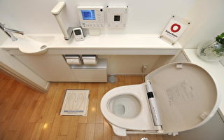 日本高科技马桶 如厕兼健检