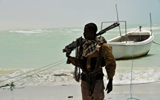 索马里海盗劫持韩国渔船 43人被困