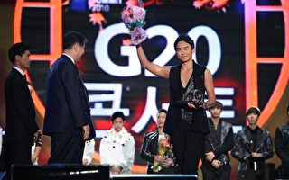 郑元畅成功进军韩国 获颁亚洲巨星奖