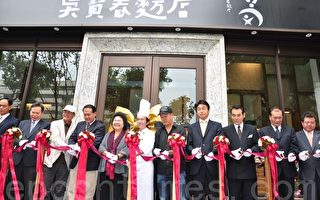 吳寶春麵包店開幕　首日業績1成做公益