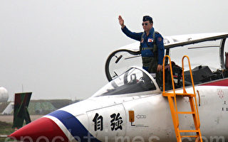組圖：空軍新竹基地飛行展演