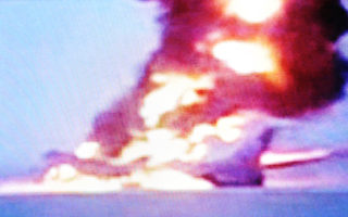 俄客机爆炸起火致3死43伤