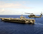 图为美国核子动力航空母舰卡尔文森号（USS Carl Vinson）（US Navy/Getty Images）