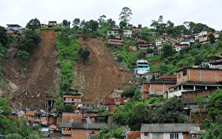 组图：巴西洪灾 548人罹难 下雨持续