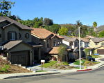 圖﹕房地產研究公司DataQuick數據顯示，南加州房地產市場繼續疲軟，去年12月中間房價為29萬，僅比11月上升1%。新屋銷售量則降到自1988年有記錄以來的最低點。圖為洛杉磯一處新建小區。(攝影﹕劉菲/大紀元)