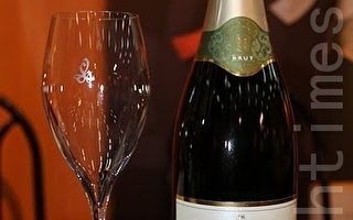 首届里昂国际葡萄酒沙龙寻美酿