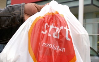 維州塑料購物袋徵稅法案遭否決