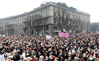 意大利妇女抗议总理性丑闻 要求其下台