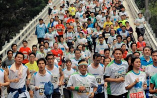 香港馬拉松6.5萬人參加破記錄