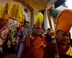外媒：中共要求达赖喇嘛必须转世