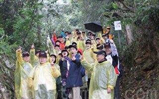 組圖：日本常青健行團  讚嘆日月潭之美