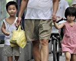 劉易斯拐點到來 兩會透露五年後生二胎