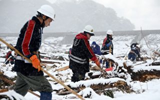 日本灾区再遇大雪 45万灾民取暖困难