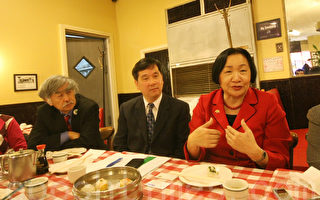 加州奥克兰华裔女市长关丽珍拜访华埠