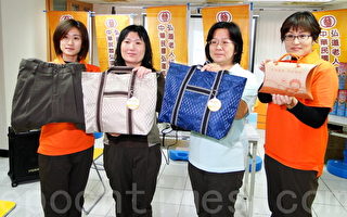 林邊婦女賣時尚包  愛心前進日本