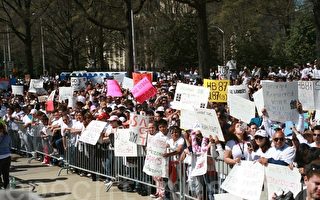 上千民眾集會抗議喬州的新移民法案