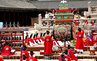 近600年前世宗大王“会礼宴”再现首尔