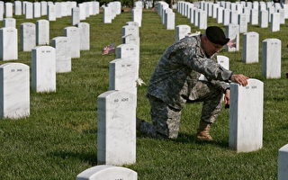 奧巴馬：永遠虧欠那些逝去的英雄們