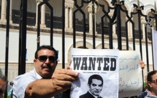 突尼斯前總統本阿里獲判35年監禁