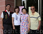 81岁的卢广凭和80岁的吕安宁夫妇，不但是市大最年长的学员（摄影：徐乃义／大纪元）