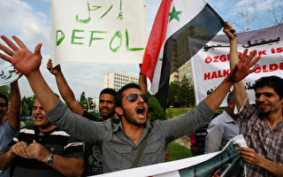 叙利亚各地出现大规模反政府示威